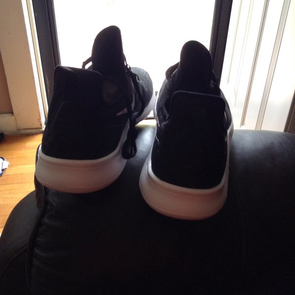 Men's BNWT Nike Athletic Shoes Size 15 - Picture 7 of 7